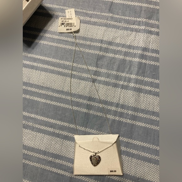 NWT designer sterling silver “Mom” locket. - Picture 3 of 5